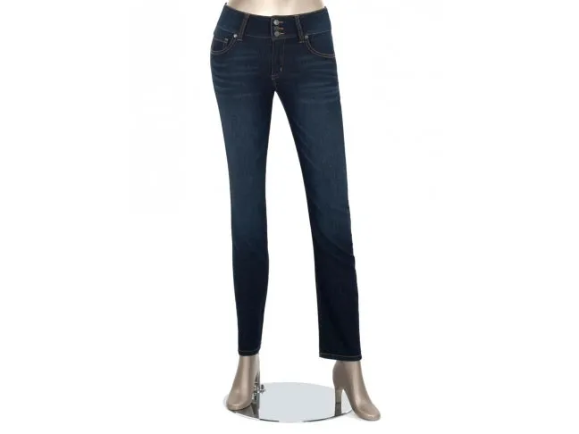 Best Slimming Jeans: 15 Pairs That Make You Look 10 Pounds Thinner