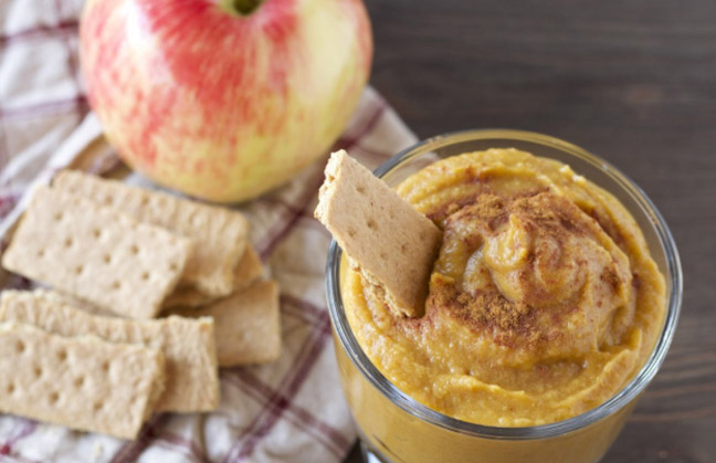 Healthy Pumpkin Pie Dip