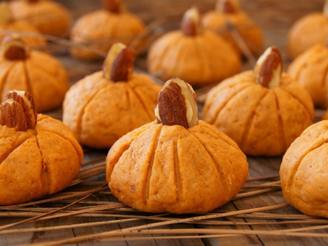 Pumpkin Almond Cookies