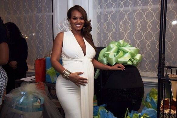 Celebrity Bump Watch 2014 - See Who's Pregnant!