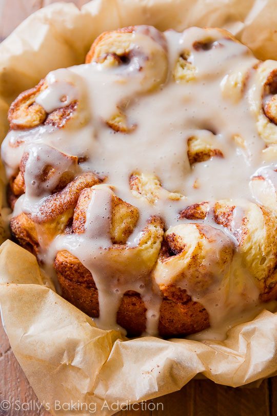 Slow Cooker Cinnamon Rolls