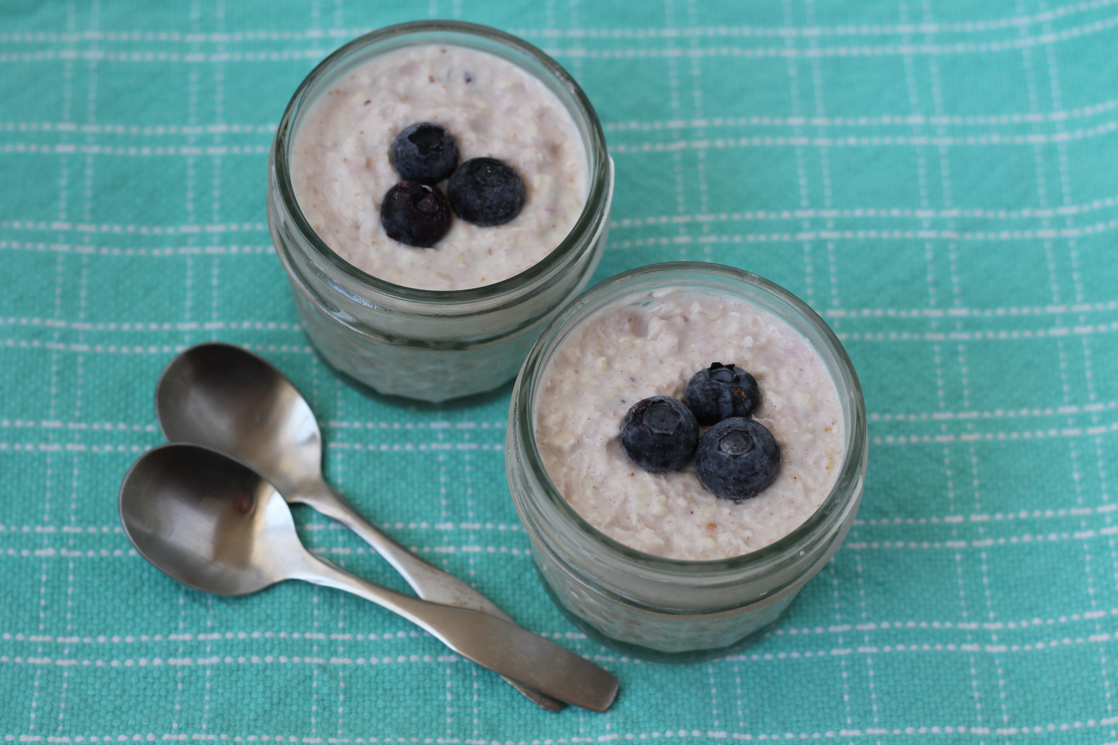 Overnight Oats with Berries