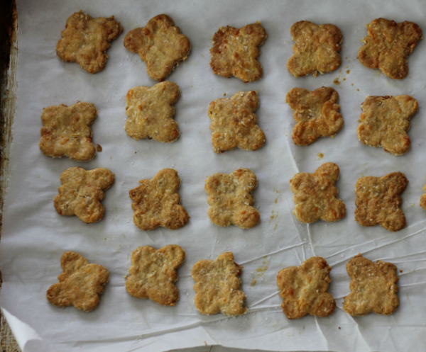 Cheesy Oat Crackers with Rosemary