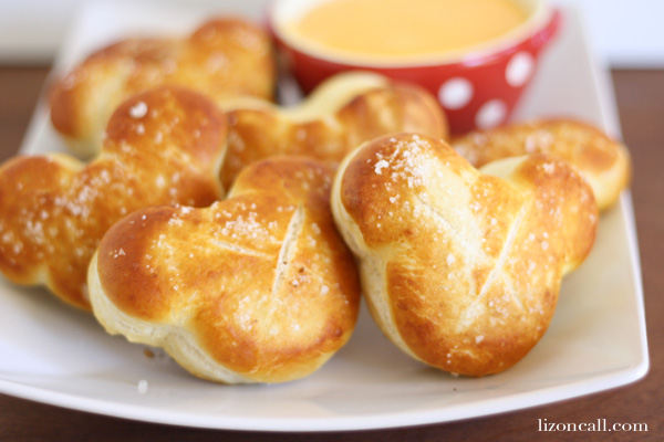 Mickey Mouse Soft Pretzels