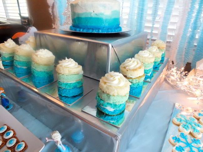 Ombre Mini Cakes from Two Sisters Crafting