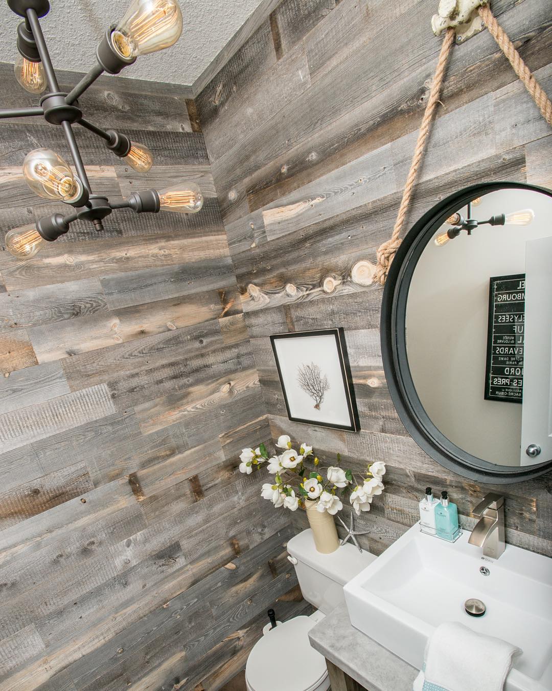 Antiqued Bathroom