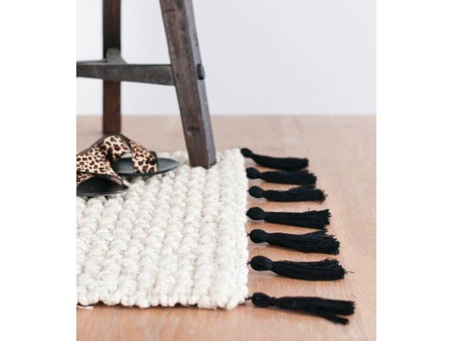 DIY Giant Tassel Fringe Rug