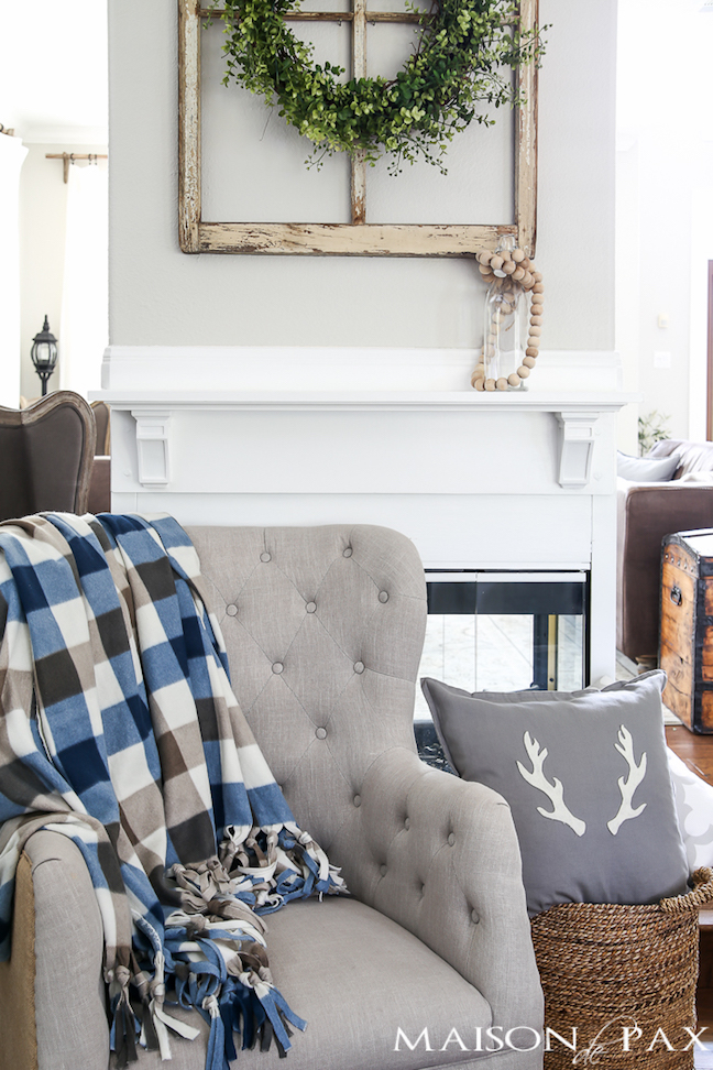 DIY No-Sew Flannel Throw Blanket