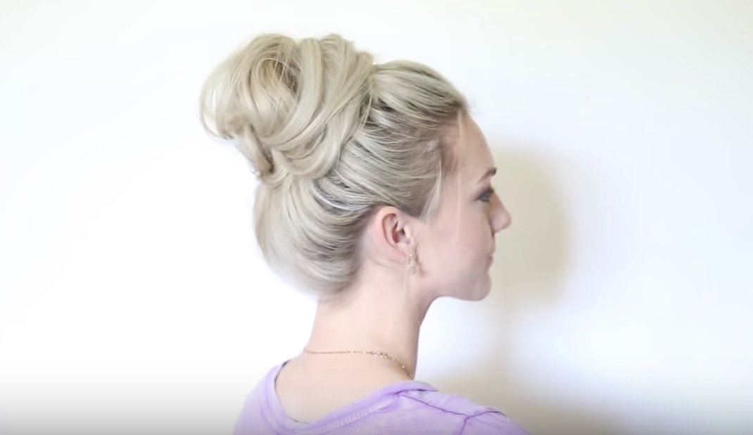 The Voluminous Messy Bun
