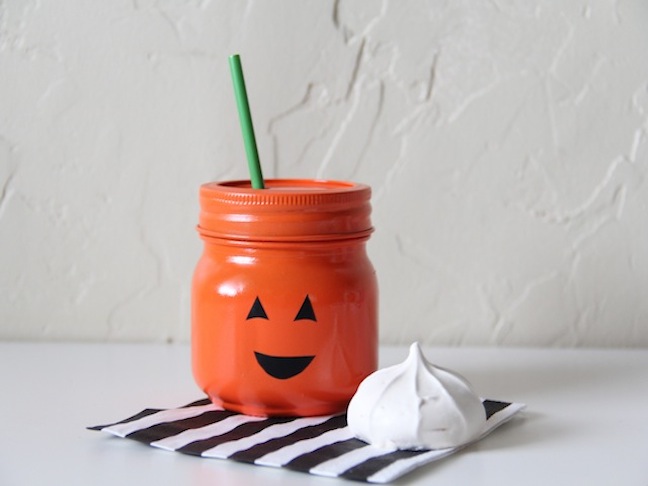 Halloween DIY: Mason Jar Jack O' Lantern Cup