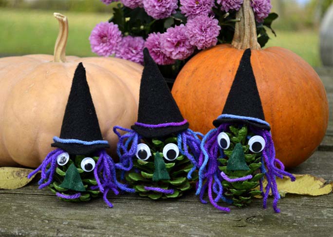 Halloween DIY: Pinecone Witch Craft