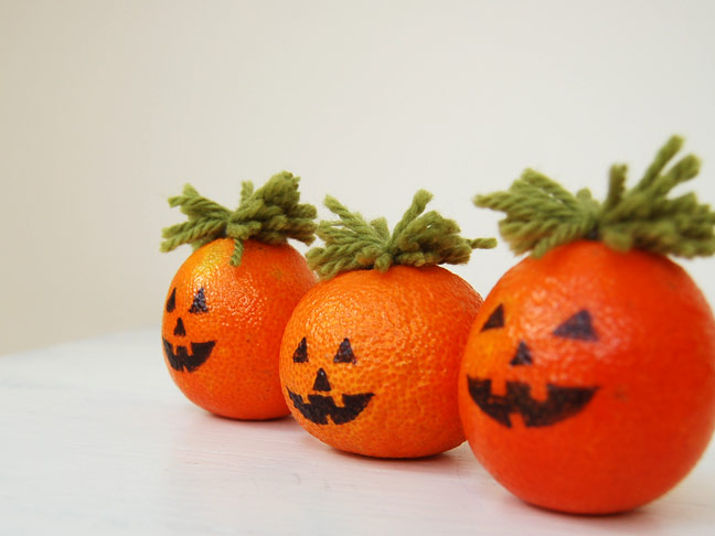 Halloween DIY: Orange Mini Jack O' Lanterns