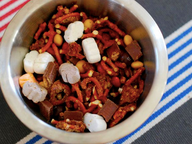 Halloween Snack Mix