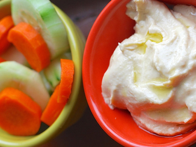 Hummus and Vegetables