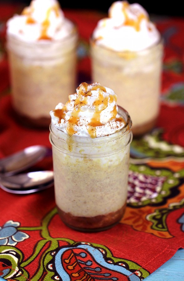 Mason Jar Pumpkin Cheesecake