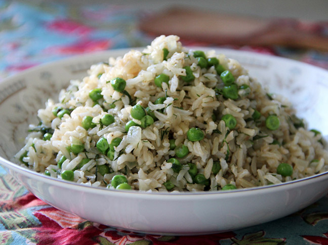 Brown Rice Pilaf with Peas and Dill 