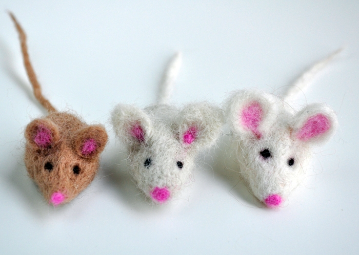 Felted Christmas Mice