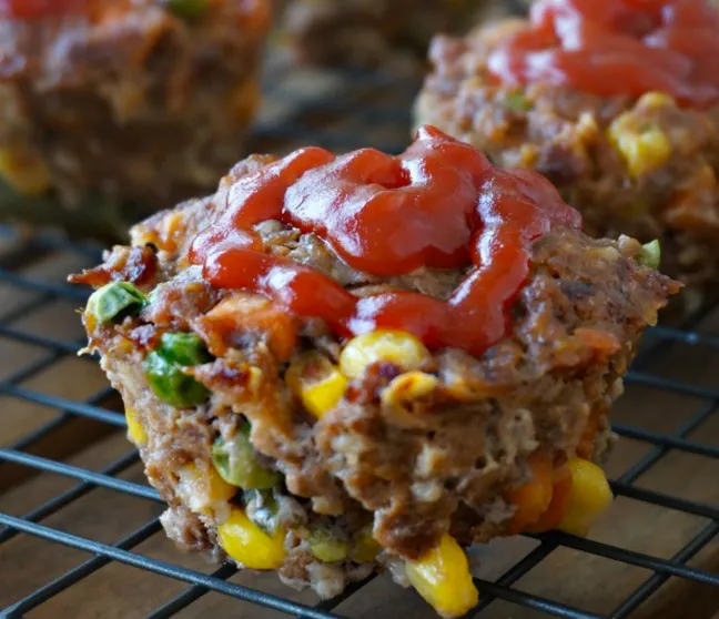 Mixed Vegetable Meatloaf Muffins