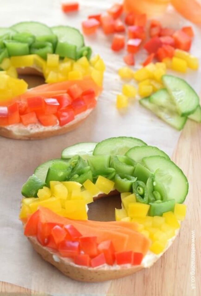 Healthy Rainbow Bagel	