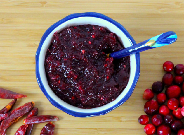 Cranberry Sauce with Japones Chile