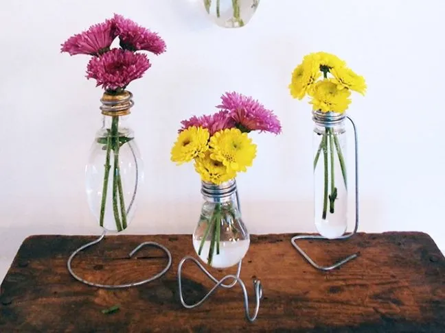 DIY Light Bulb Vase