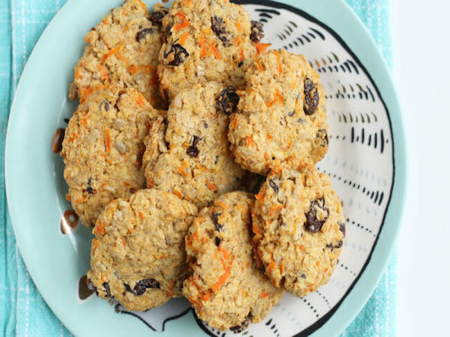Oatmeal Cookies with Apples and Carrots