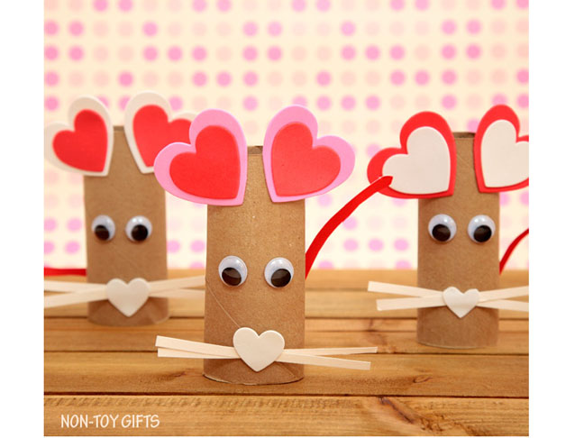 Paper Roll Heart Mouse Craft