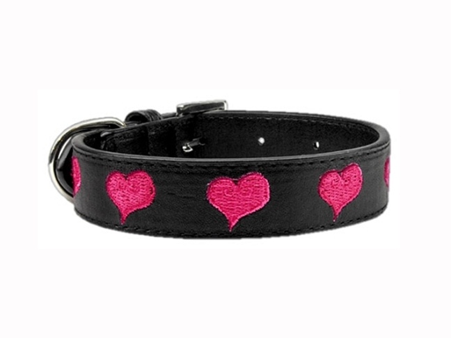 Embroidered Heart Collar