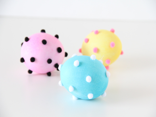 DIY Pom Pom Easter Eggs